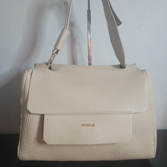 FURLA Capriccio Top Handle  bag - Picture 2 of 16